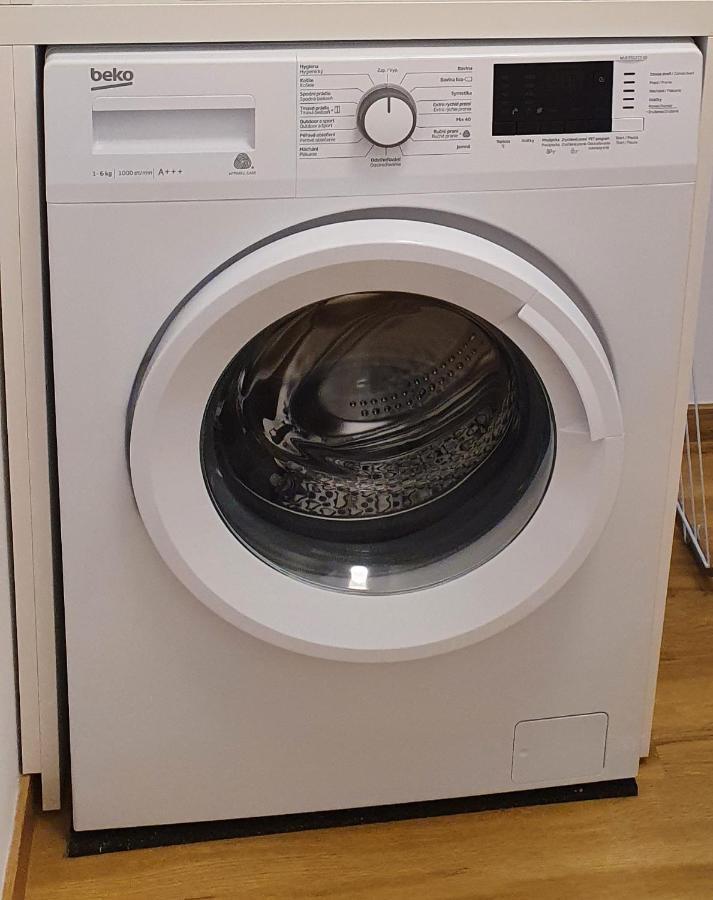 Apartman Eden Rožnov pod Radhoštěm Zewnętrze zdjęcie