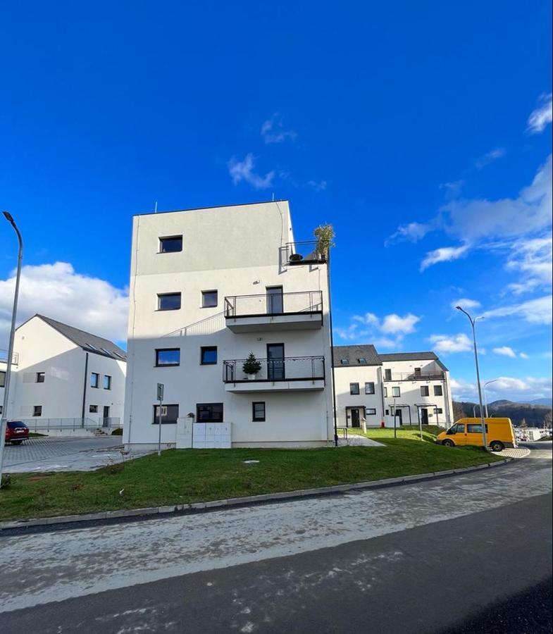 Apartman Eden Rožnov pod Radhoštěm Zewnętrze zdjęcie