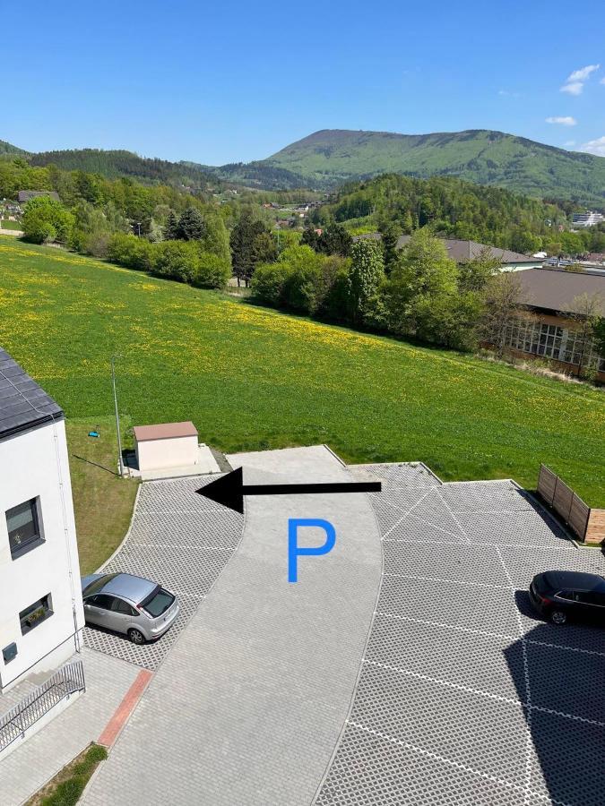 Apartman Eden Rožnov pod Radhoštěm Zewnętrze zdjęcie